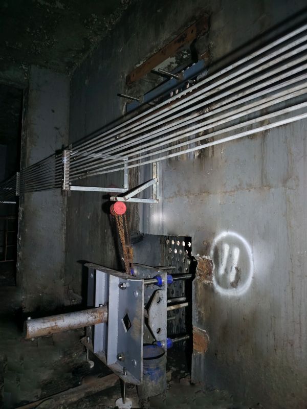 黄山泰达环保渗滤液隔栅板自动疏通装备顺利完工，各项指标和规格处于行业前列！